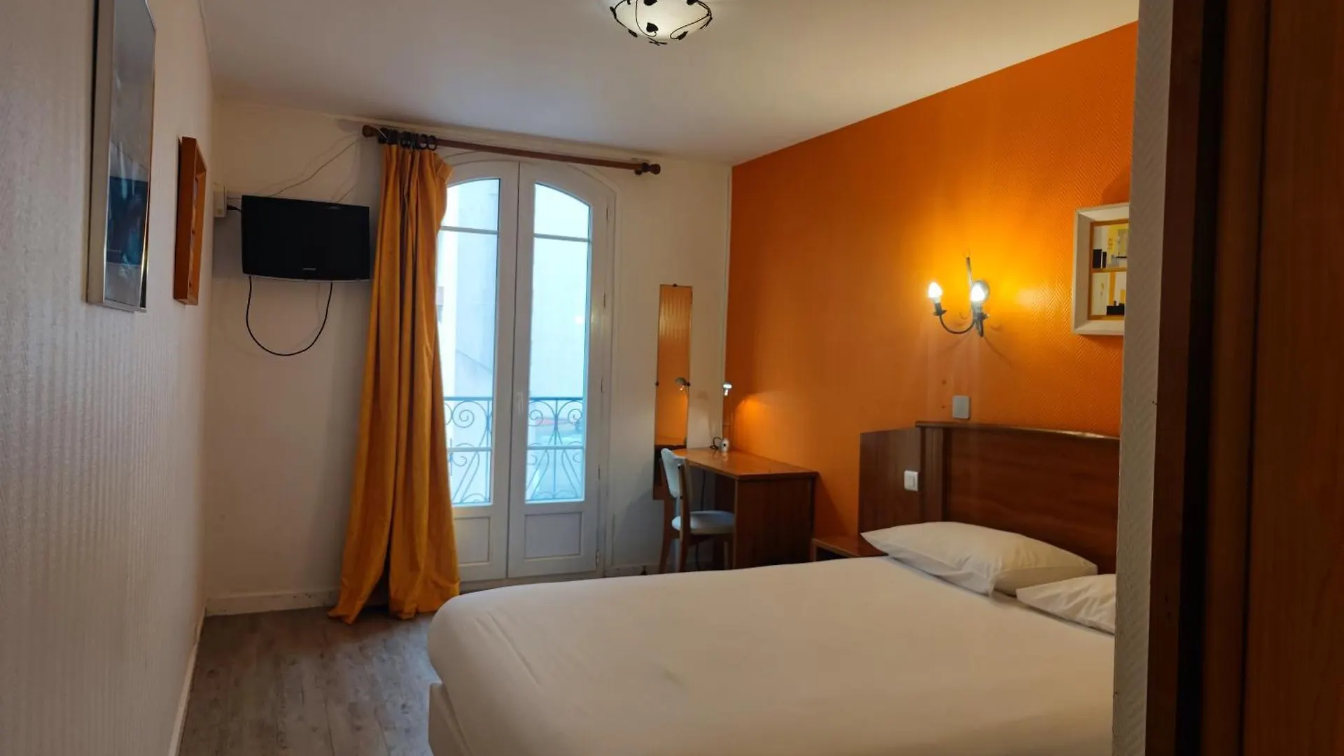***  Hotel Riquet Toulouse France